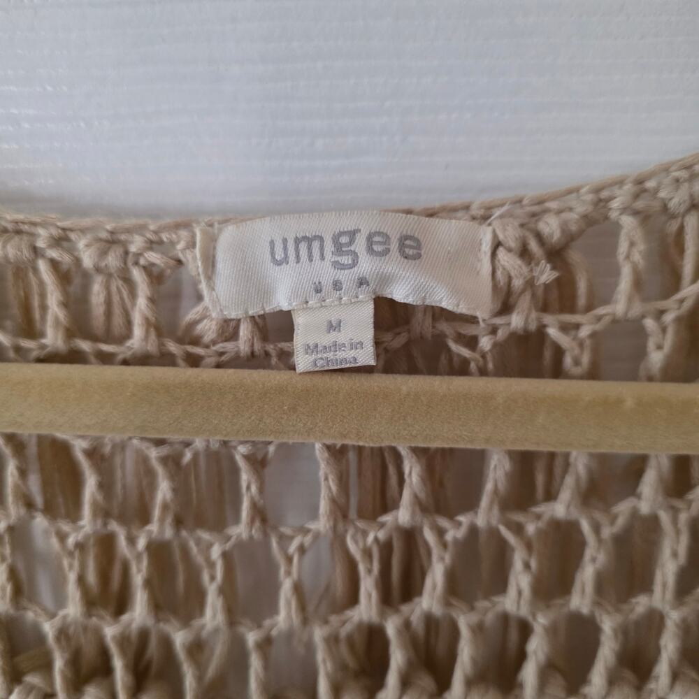 Umgee Beige Crochet Boho Layered Fringe Vest Size Medium - Picture 4 of 7